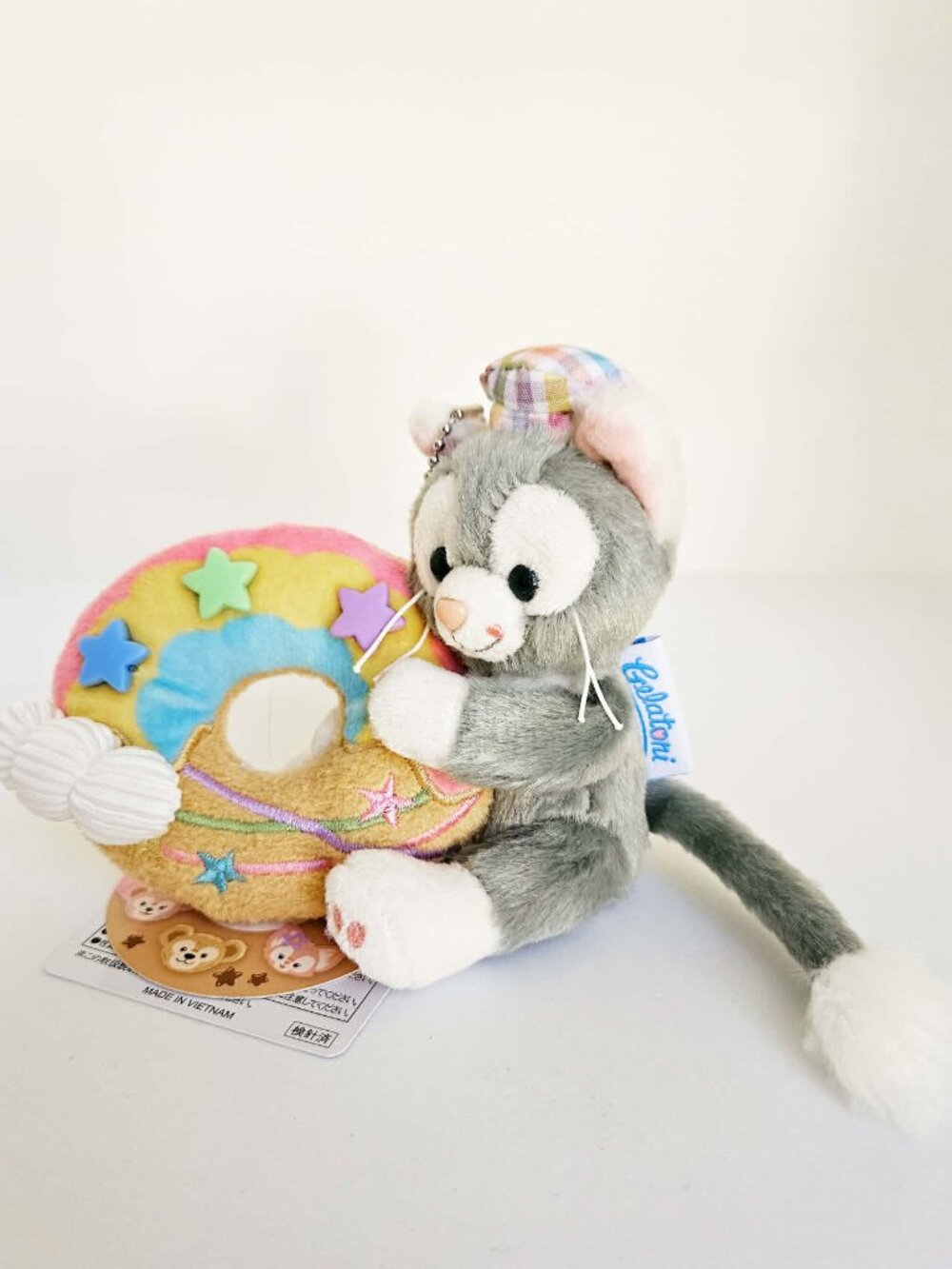 *Tokyo Japan Disney Sea* Gelatoni Cat Donut 20th Anniversary Keychain - NEW!